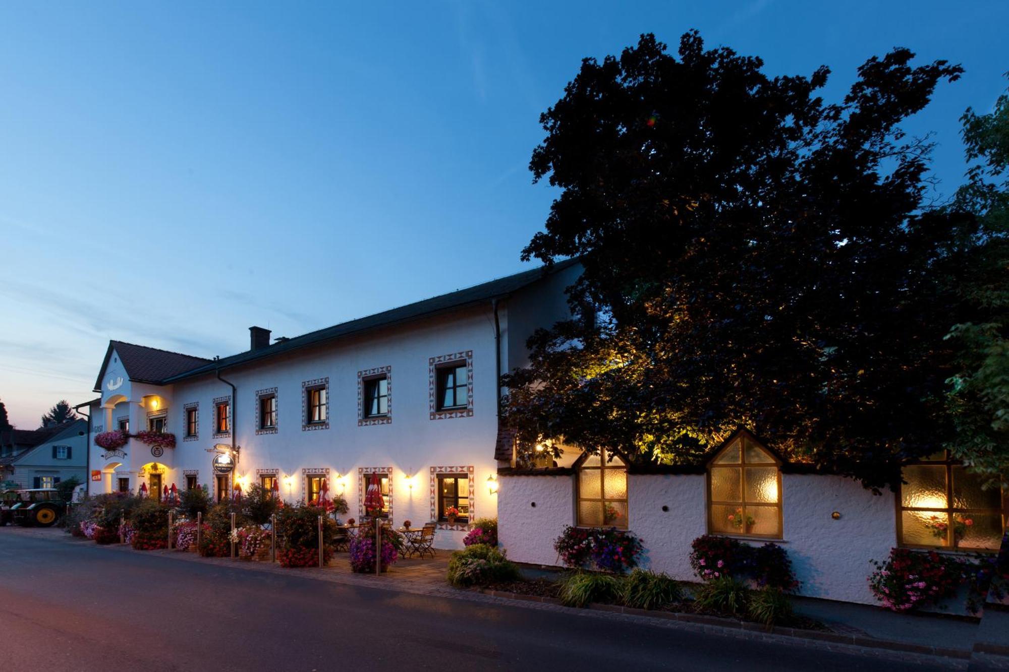 Gasthof Siegfried Gruber Hartmannsdorf Bagian luar foto